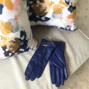 NWT Genuine Leather Cobalt Blue Touchscreen Gloves